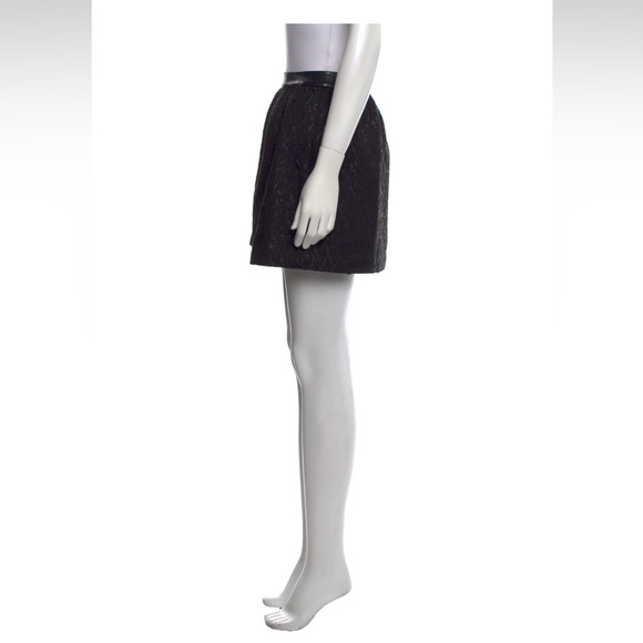 Alice + Olivia Mini Skirt - Black, 0 - Picture 2 of 4